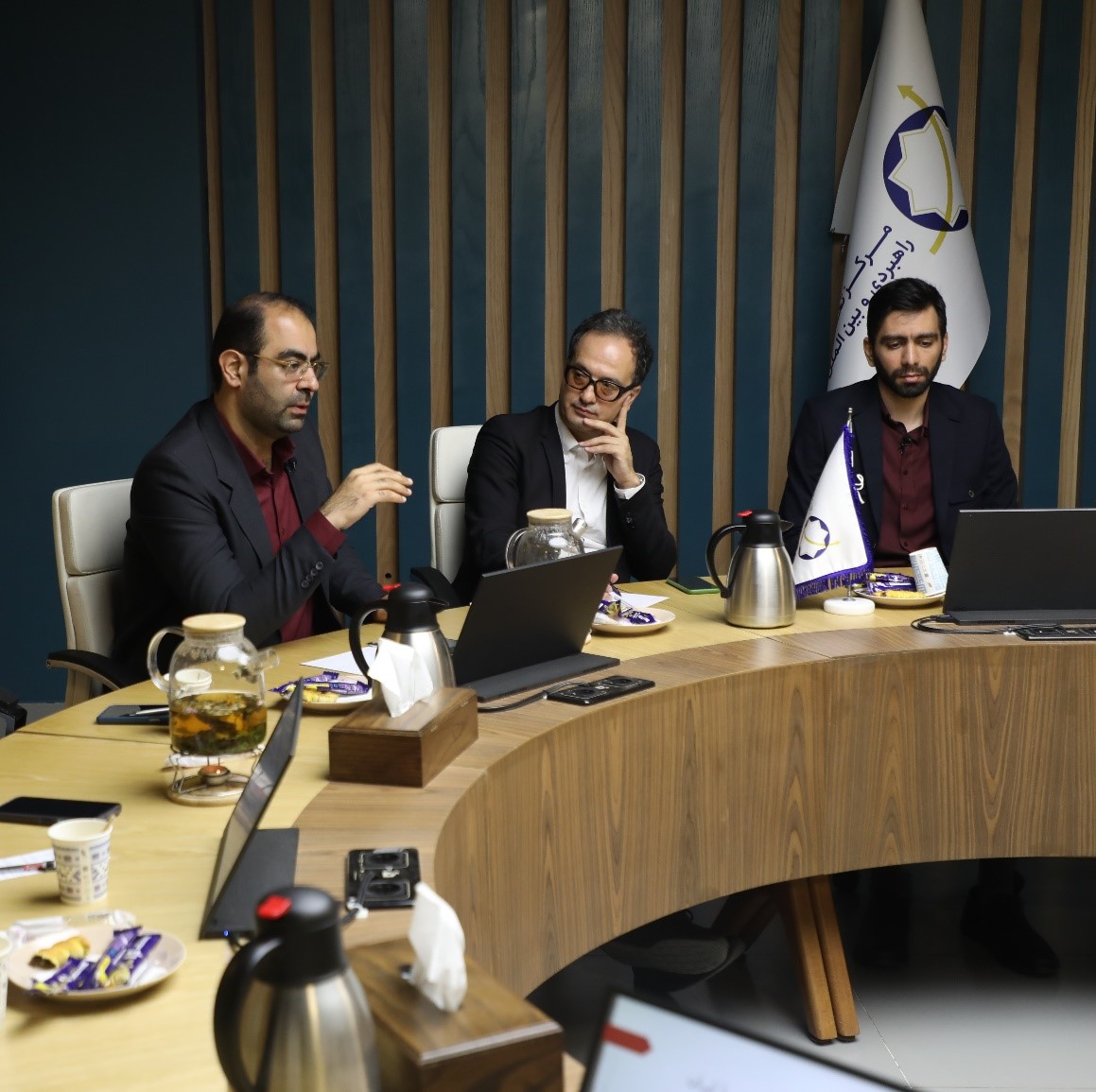 مشروح نشست بررسی بنبست مذاکرات و سناریوهای پیش رو -