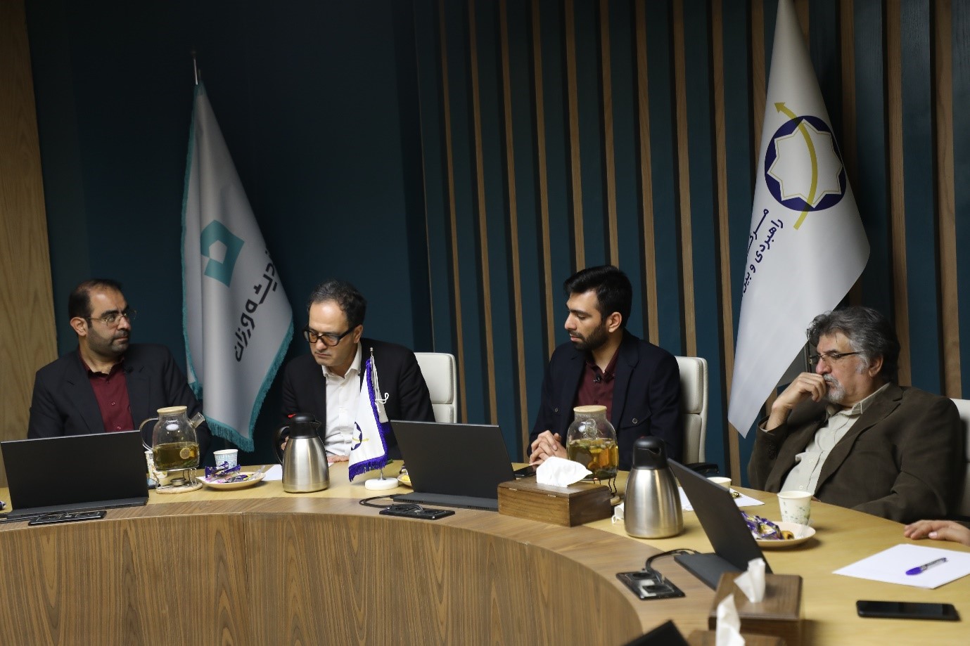 مشروح نشست بررسی بنبست مذاکرات و سناریوهای پیش رو -